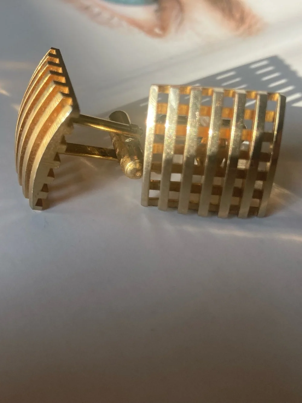 Vintage Gold-Tone Modernist Grid Cufflinks Unbranded Classic Openwork Design